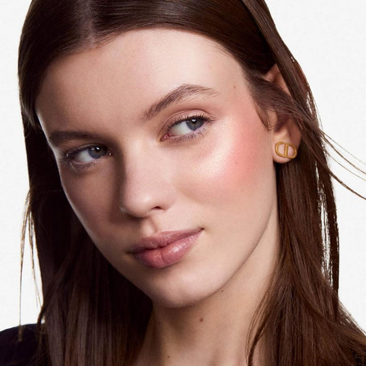 Dior Rouge Blush Colour & Glow 457 Diorette palette open showing the matte coral blush and peachy-gold highlighter