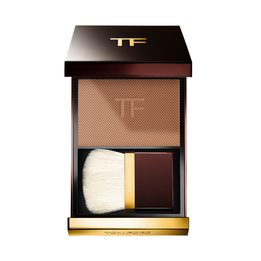 Tom Ford Architecture Soft Matte Blurring Powder in 03 Sahara Dusk compact.